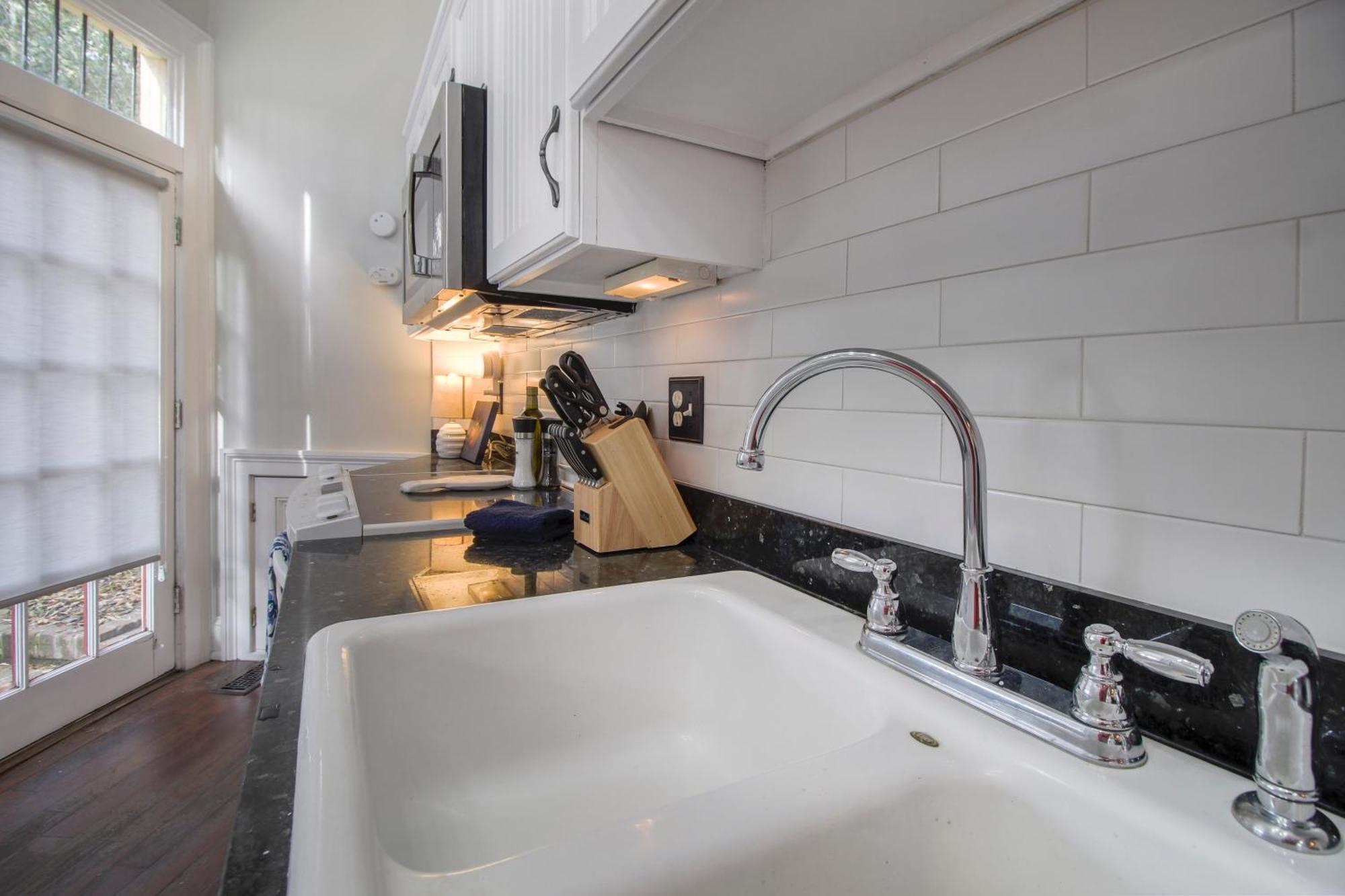 Walk To It All In Downtown, Double King Beds Savannah Exteriér fotografie